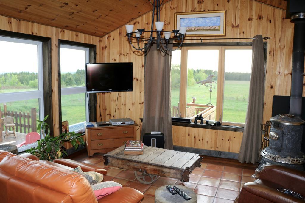 Maison Du Mont-Megantic Spa A L'Annee Lac-Mégantic Екстериор снимка